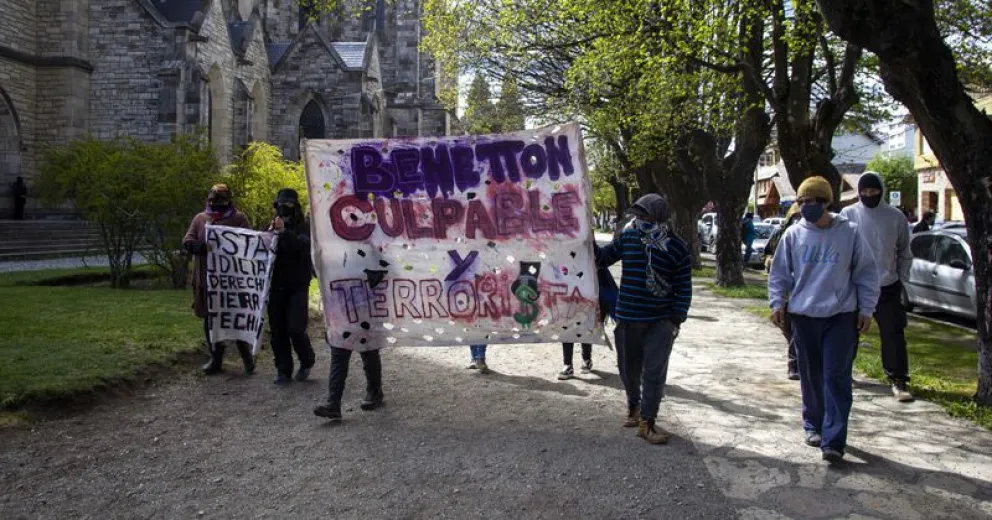 Importante despliegue policial por una manifestación mapuche en la Catedral