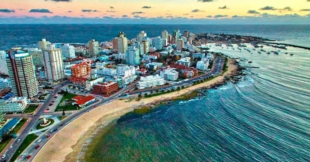Uruguay cerrará sus fronteras durante la temporada de verano