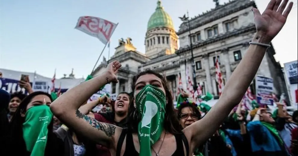 El Gobierno evalúa el momento indicado para tratar el proyecto del aborto