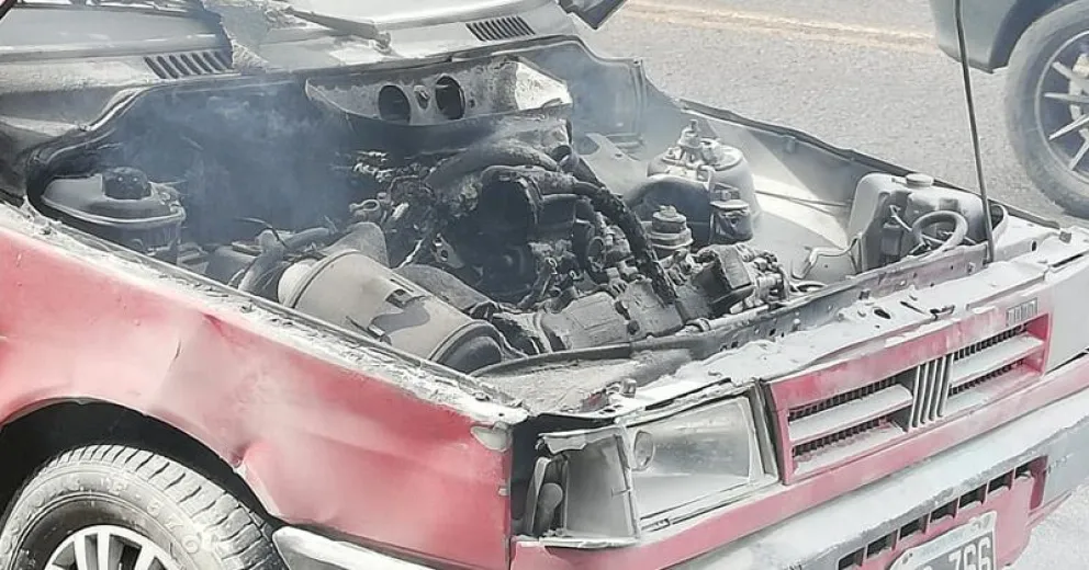 Se incendió un auto