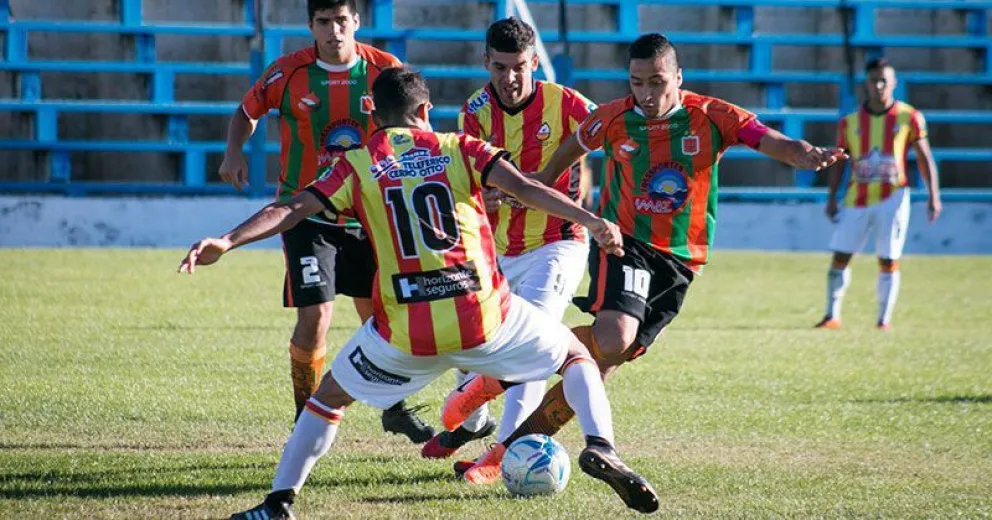 Las bajas y las altas de Cruz del Sur y Puerto Moreno para el Regional Amateur