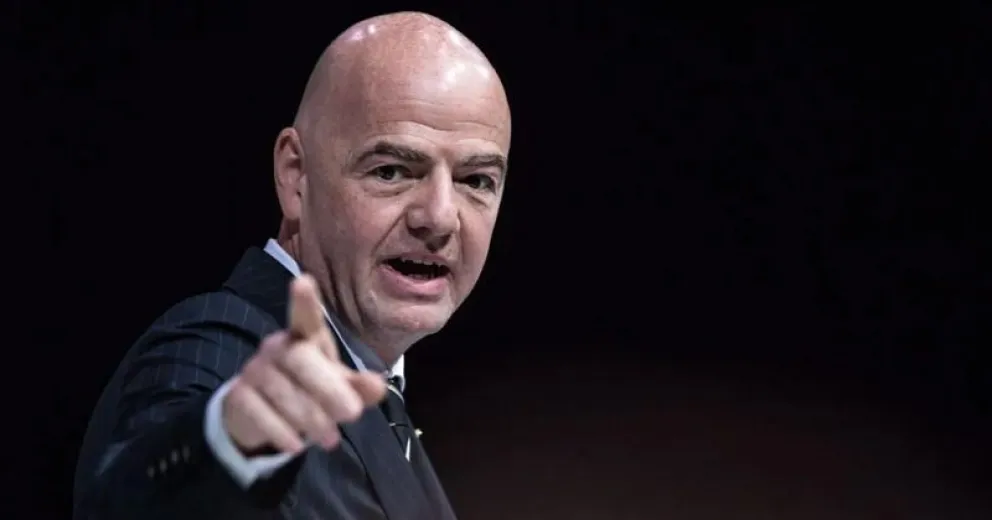 Ni el presidente de FIFA se salvó del coronavirus