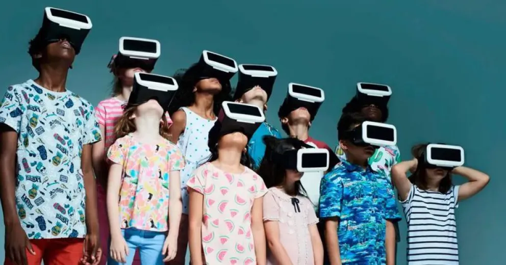 Dispositivos digitales afectan las neuronas de niños y jóvenes