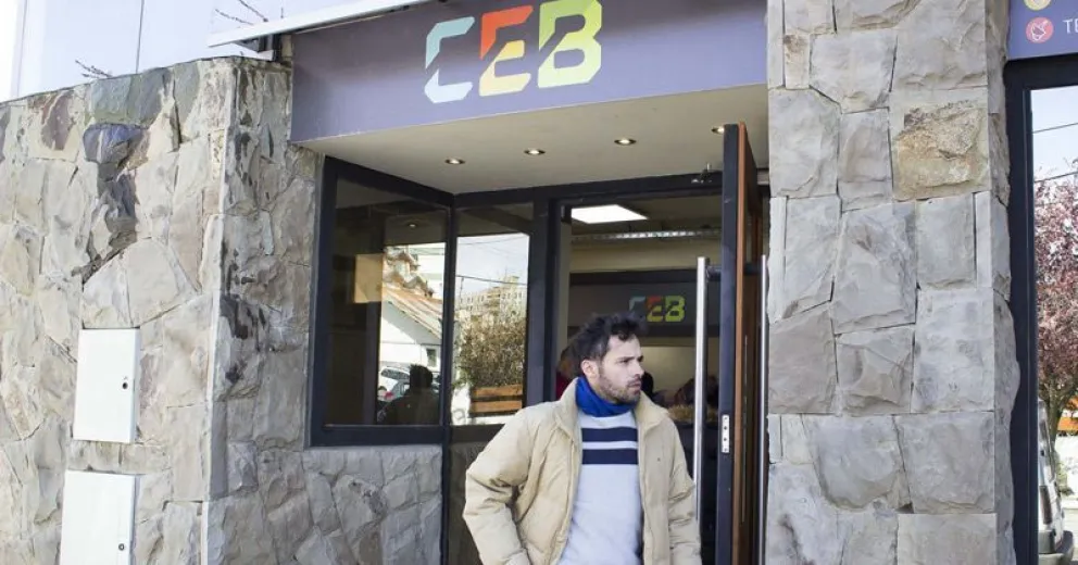 CEB: Tres listas compulsarían el 27 de noviembre