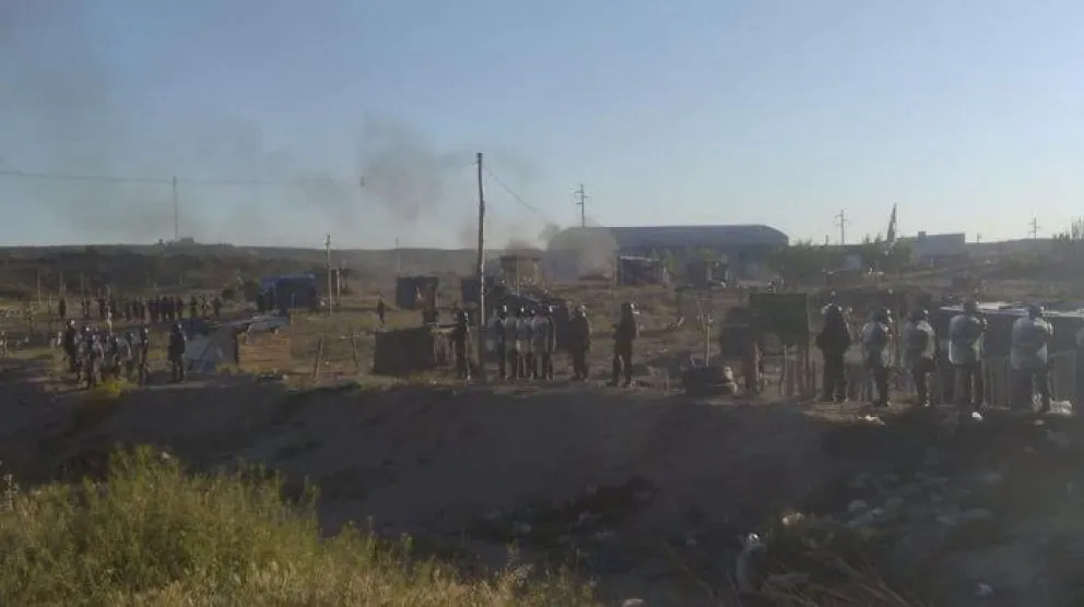 Se procedió al desalojo de las tierras del Polígono de Tiro en General Roca