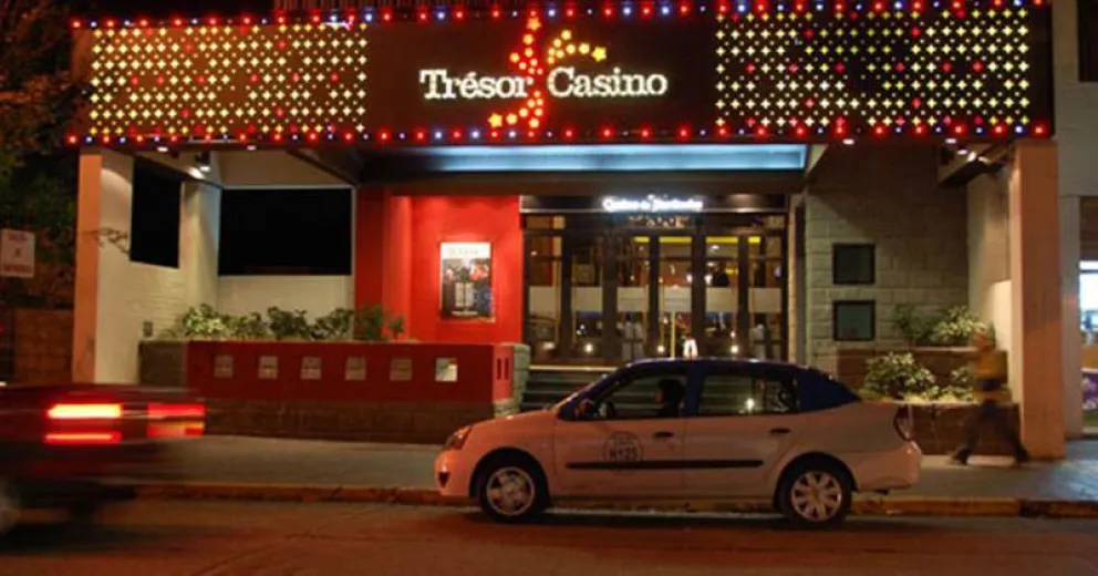 Casino Club comenzará a operar y deberá aportar más de 4 millones de dólares para la terminal de Bariloche