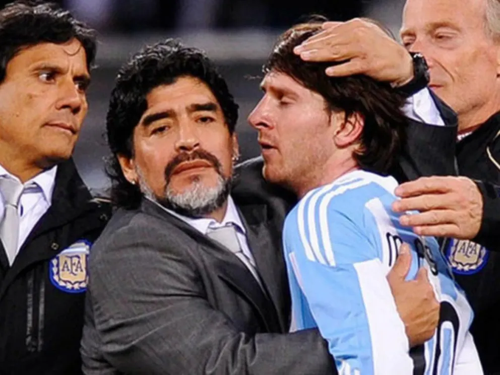 Messi le escribió a Maradona tras su operación