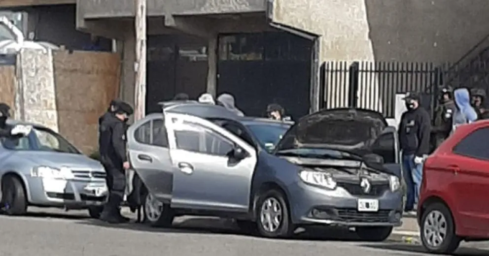 Operativo narco: requisaron un vehículo y realizaron allanamientos en domicilios particulares