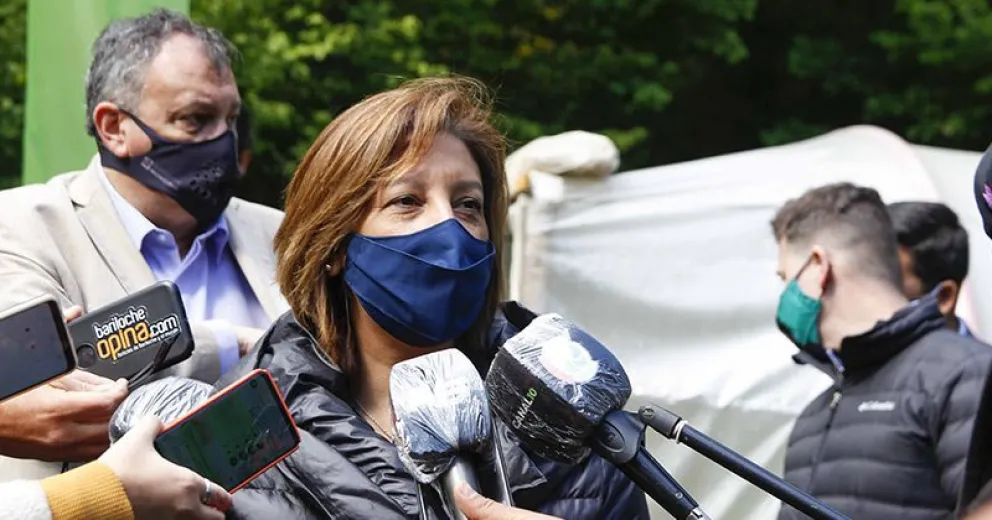 Actos de fin de curso serán optativos para los últimos años y no se adelantará el ciclo lectivo 2021