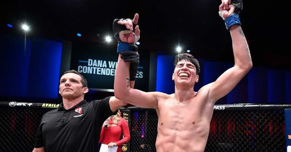 Mirá el video del nocaut bestial de Bahamondes que le dio un contrato en UFC