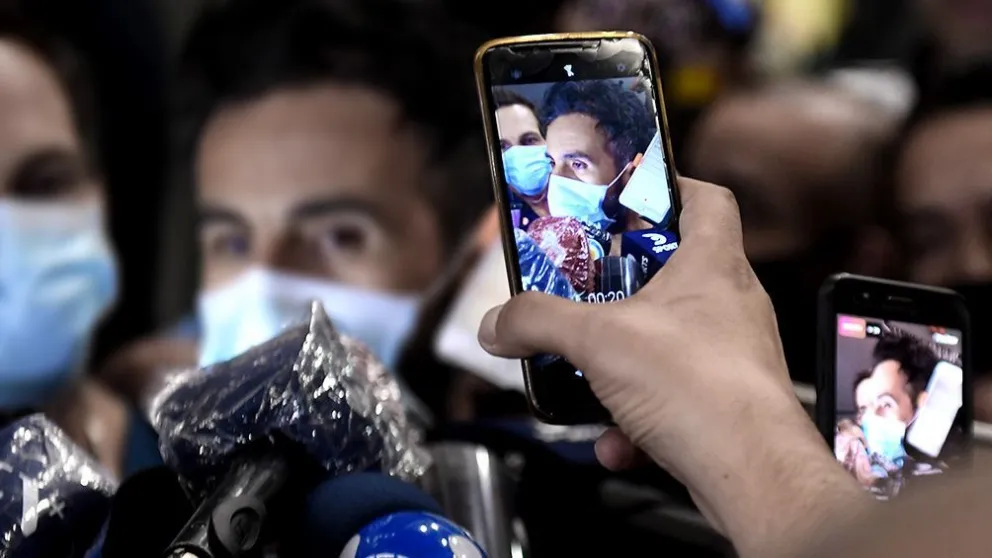 Maradona está sedado y quedará internado todo el fin de semana