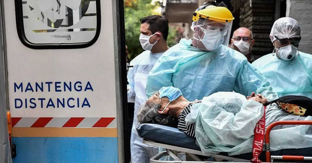 En el país hubo 213 muertos y más de ocho mil diagnosticados