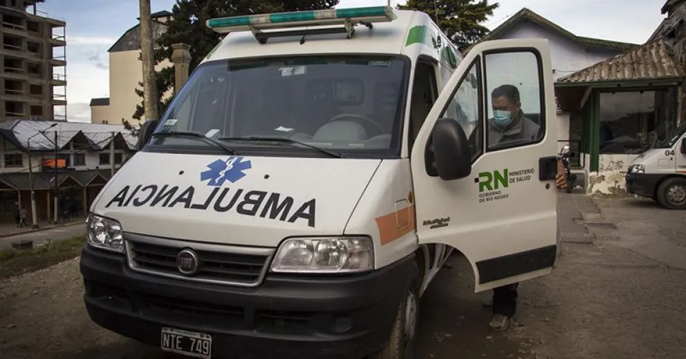 Dos jóvenes fueron apuñalados: uno está en terapia intensiva