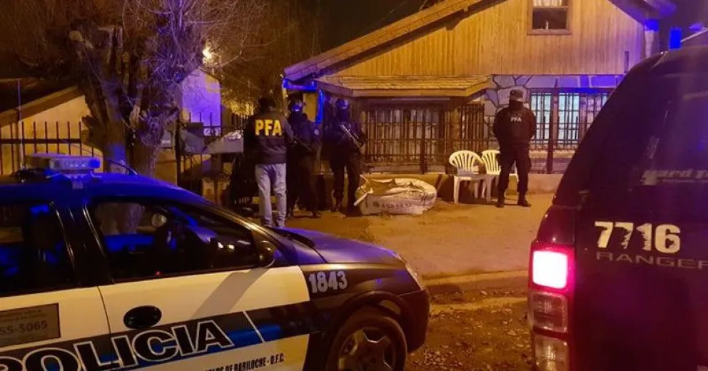 Un año y seis meses de prisión por un porro y quince gramos de marihuana
