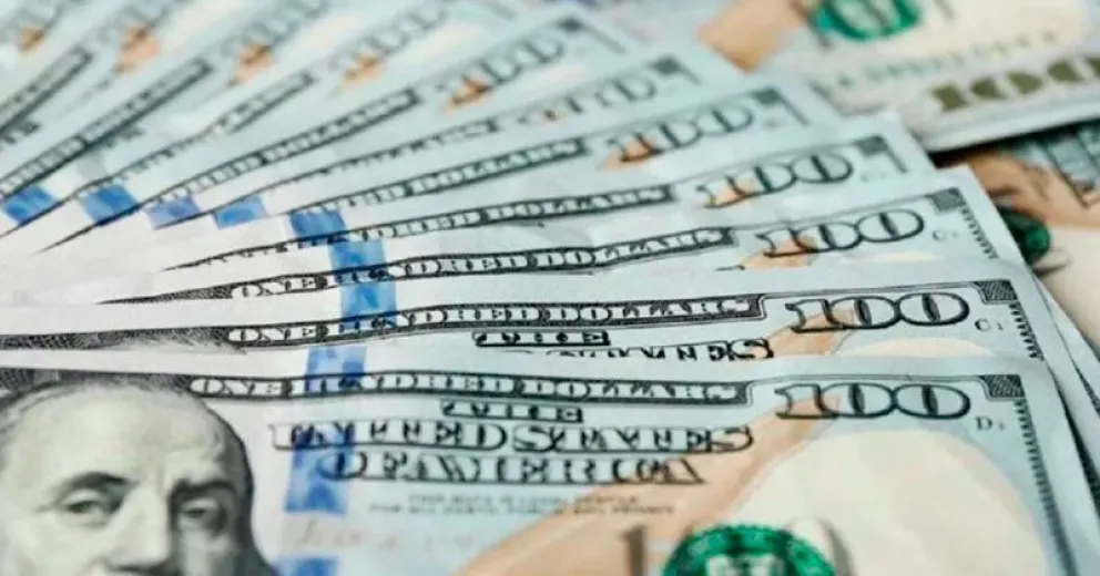 Una nueva baja del paralelo lo acerca al dólar ahorro