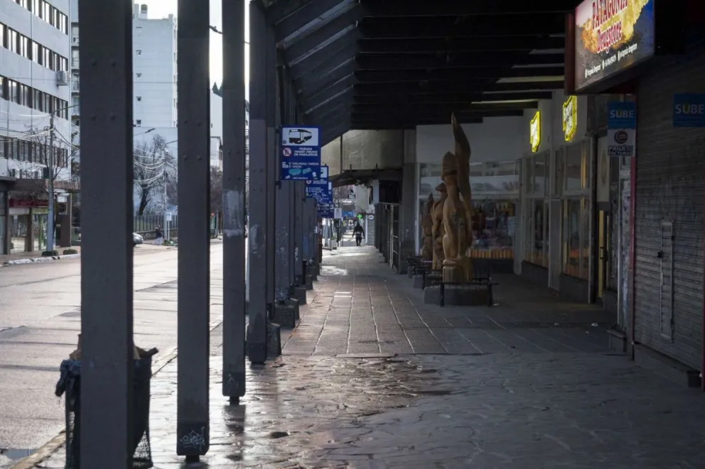 El subsidio no llega, los choferes de Mi Bus no cobran y sigue el paro de colectivos