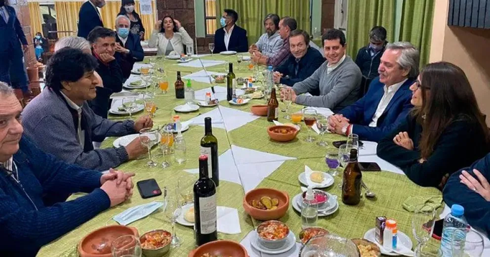 Aislaron al presidente Fernández y está en duda su presencia en Río Negro