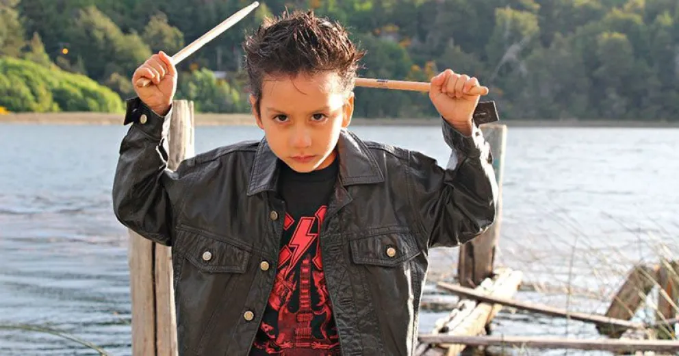 El baterista más joven del rock barilochense
