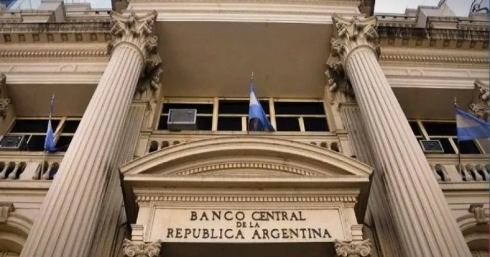 El Banco Central sube la tasa de plazos fijos en pesos a 37%