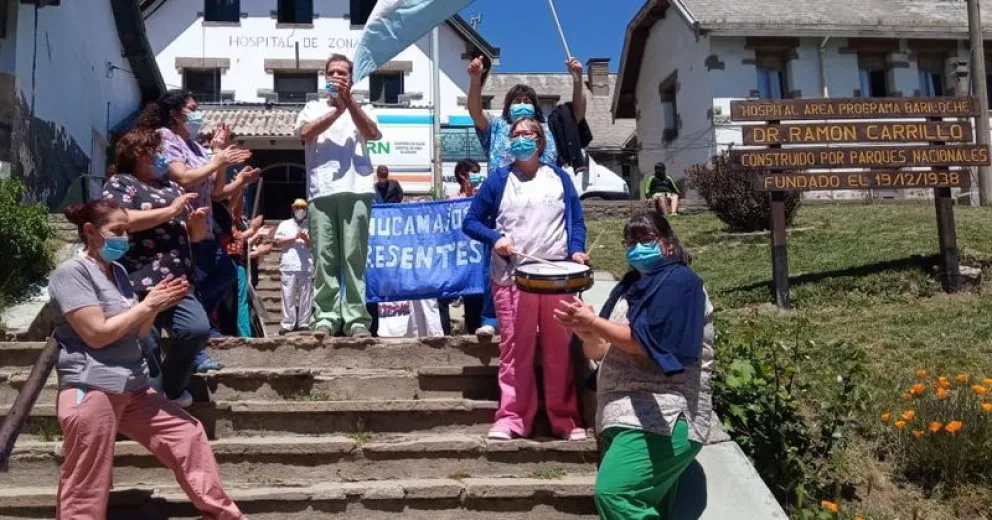 Personal de salud: "Nos han mentido nuevamente en la cara"