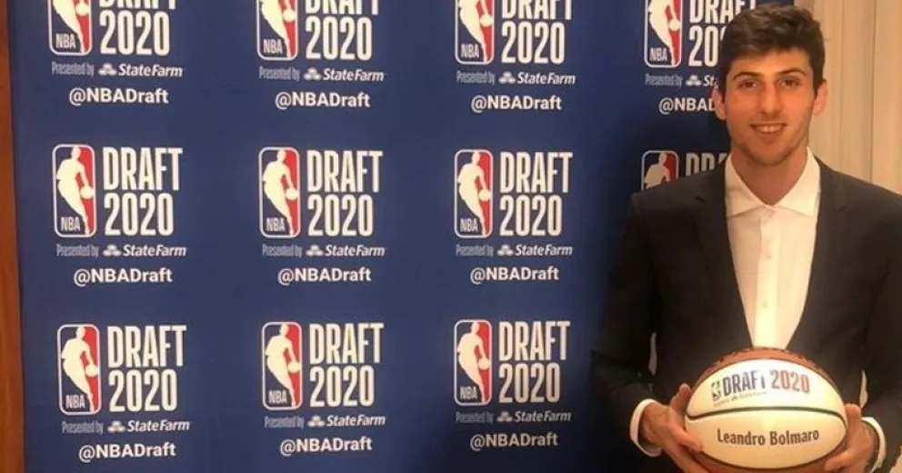 Leandro Bolmaro fue elegido en la primera ronda del Draft de la NBA