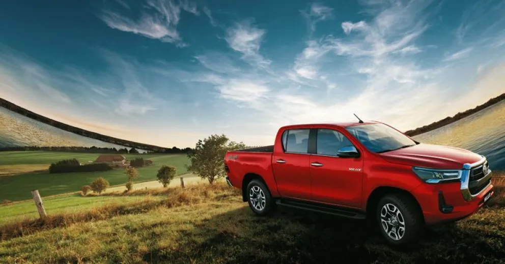 Nueva Toyota Hilux, nada detiene tu paso