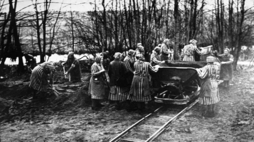 La película no es sobre ella, pero “La bruja de Hitler” existió