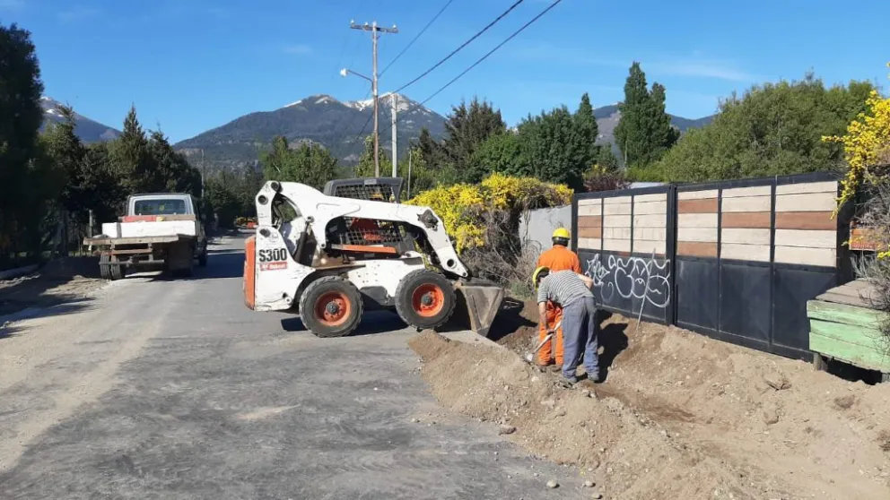 Precaución por obras en calle Río Minero