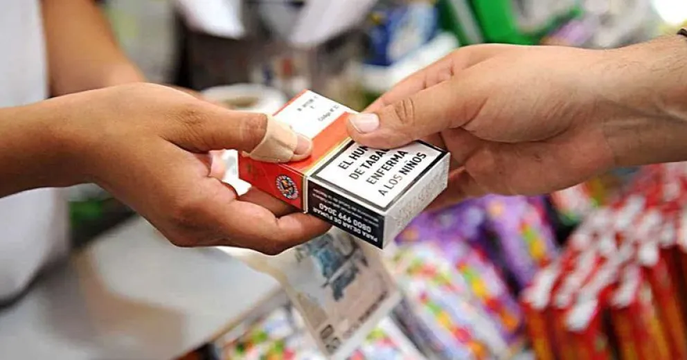 Fumar es cada vez menos un placer y causa “dolor” en el bolsillo