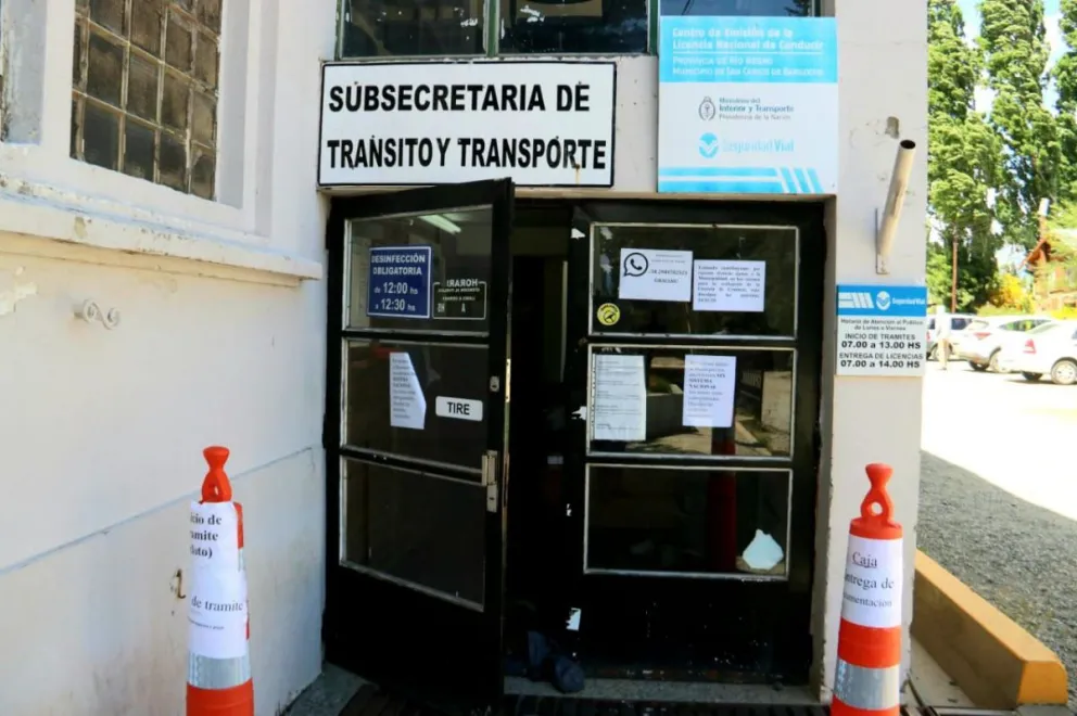 Empleados de Tránsito y Transporte paran este miércoles por obra de gas inconclusa