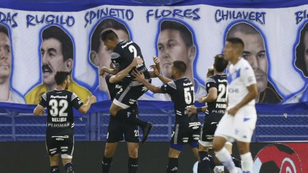Con un nudo en la garganta, Gimnasia derrotó a Vélez