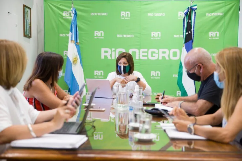 Confirmado: en Río Negro la vacuna contra el COVID-19 se aplicará entre enero y febrero