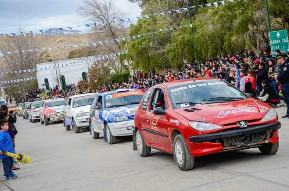 Cinco binomios barilochenses a Bajada del Agrio