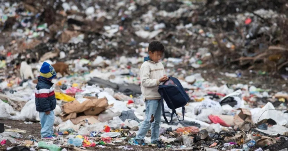 Dramático: la pobreza afecta al 64% de los niños y jóvenes del país