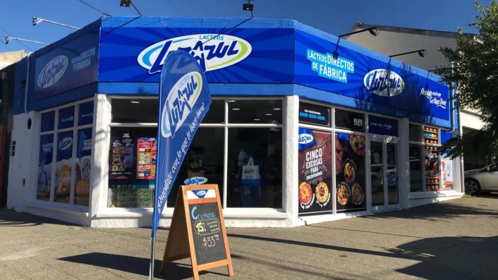 La empresa quesera Luz Azul abre un nuevo local en Bariloche