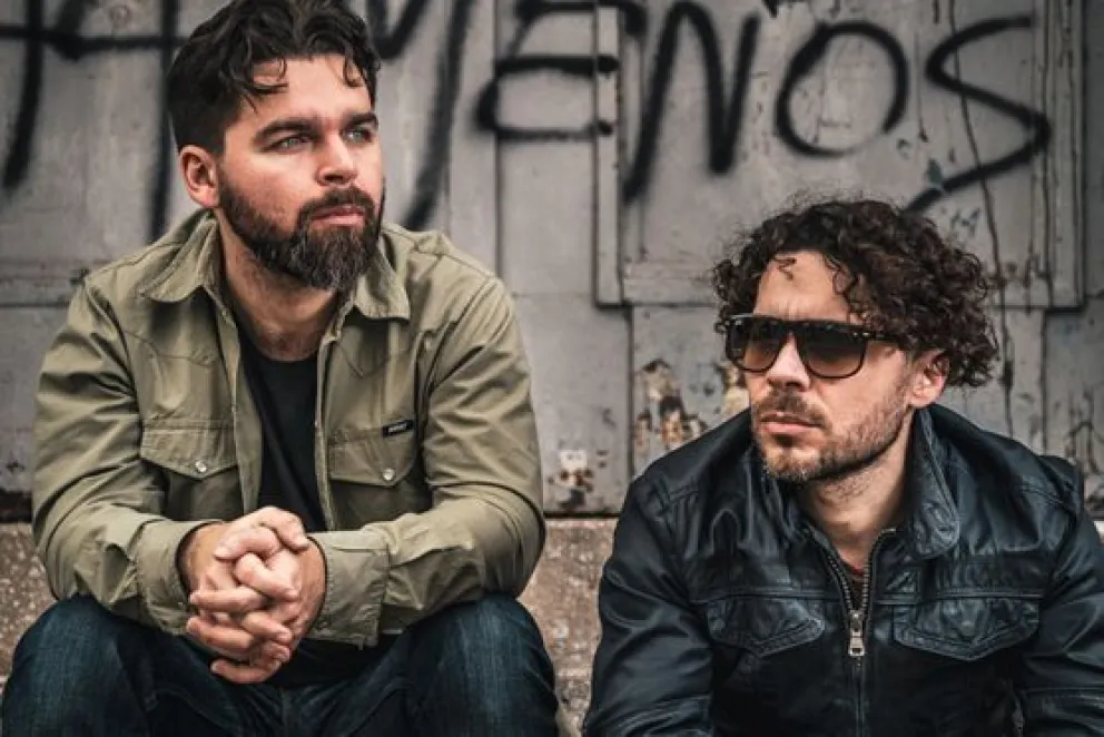 “Otro beso y me voy”, nuevo videoclip de Hijos de Babel