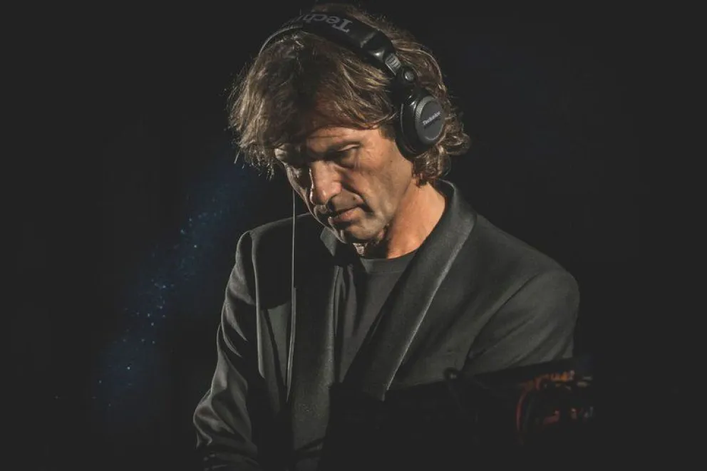 Hernán Cattaneo presentará “Sunsetstream Eclipse Edition” el día del eclipse total