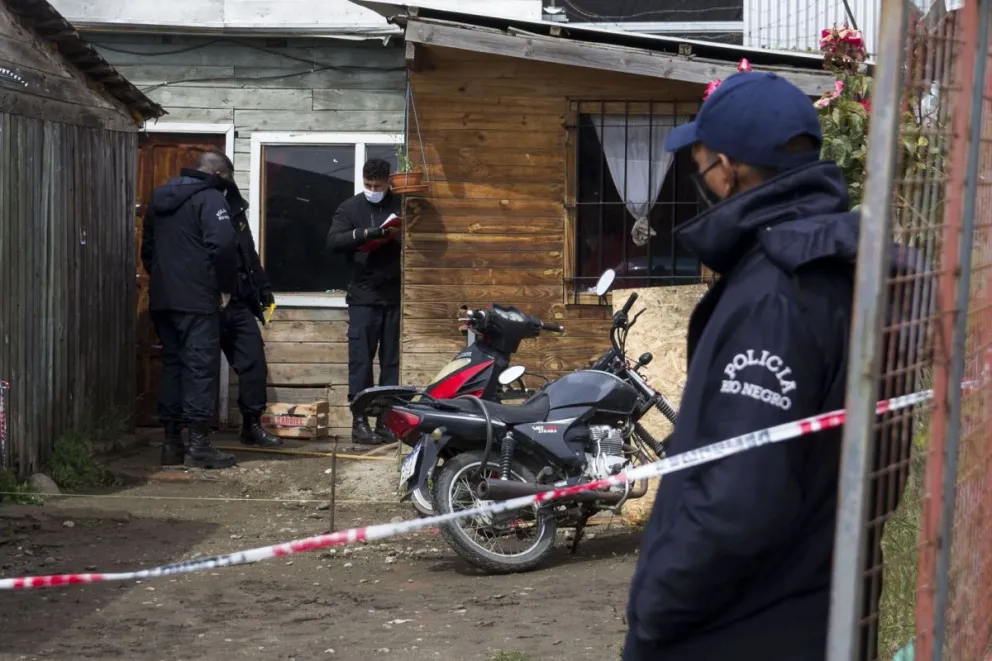 La mujer que murió por el disparo de sus vecinos tenía 31 años y un bebé de cuatro días