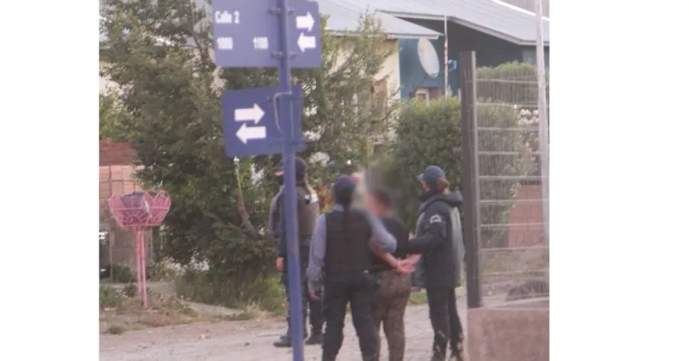 Una embarazada, entre los agresores de una mujer que no quiso venderles alcohol