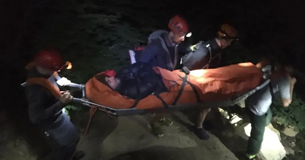 Rescate de una persona en el refugio Frey