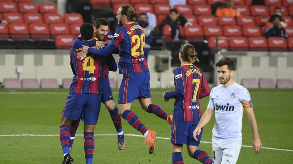 Messi igualó el histórico récord de goles de Pelé