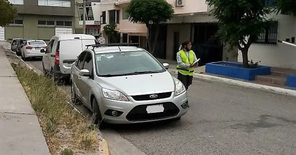 Verano 2021: cuánto cuesta estacionar en Las Grutas