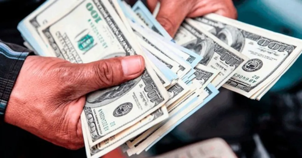 Por qué el dólar blue anotó su mayor suba en un mes y medio