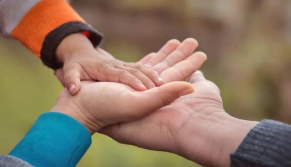 “Para ser papá y mamá no hay libros ni recetas y es un viaje que tiene ida y no vuelta”