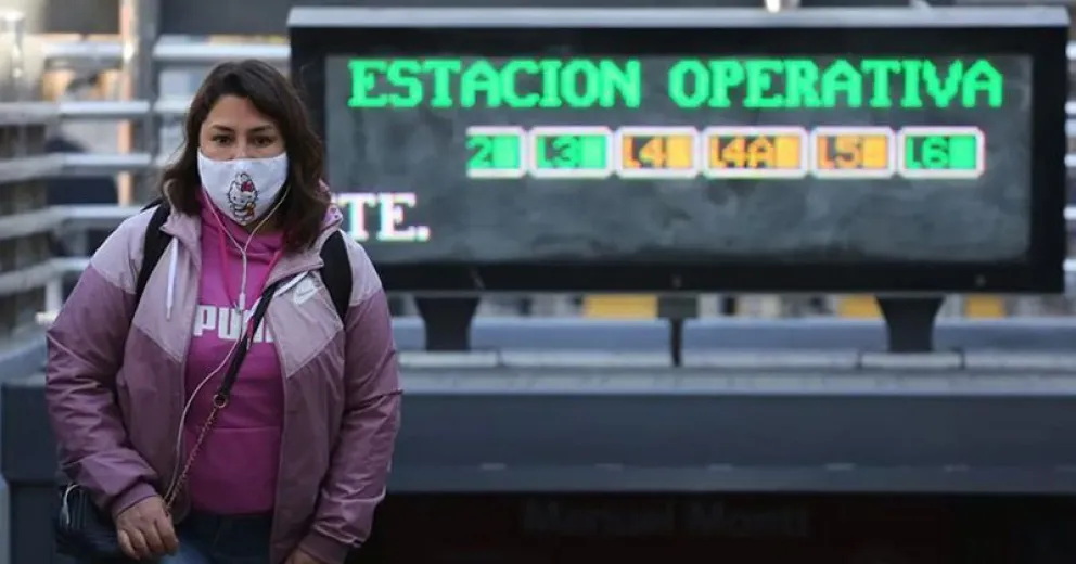 La nueva cepa británica llegó a Chile y el gobierno aumenta las restricciones