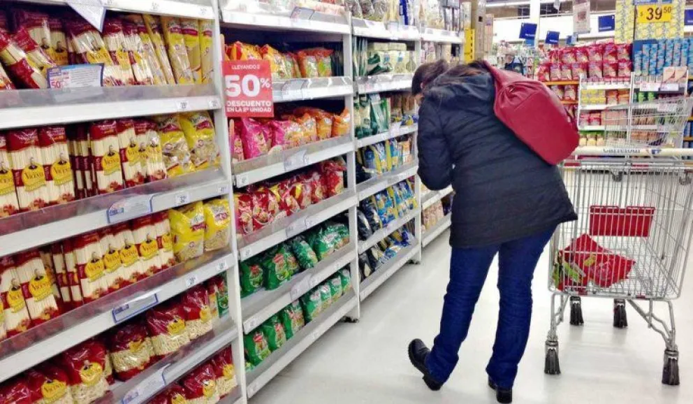 Ley de Góndolas: Ministro de Producción minimizó su importancia para pequeños productores