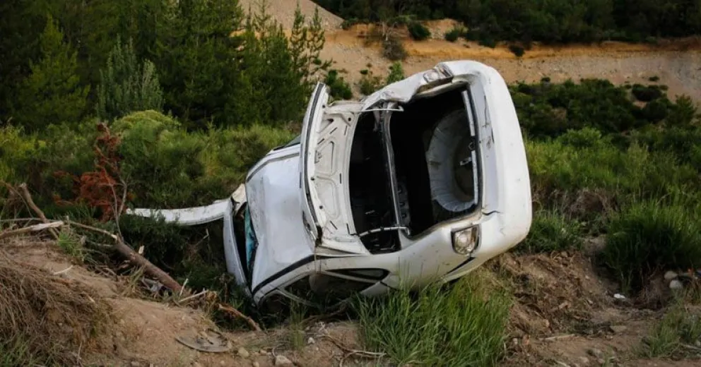 Un hombre sufrió heridas al volcar en la Ruta 82