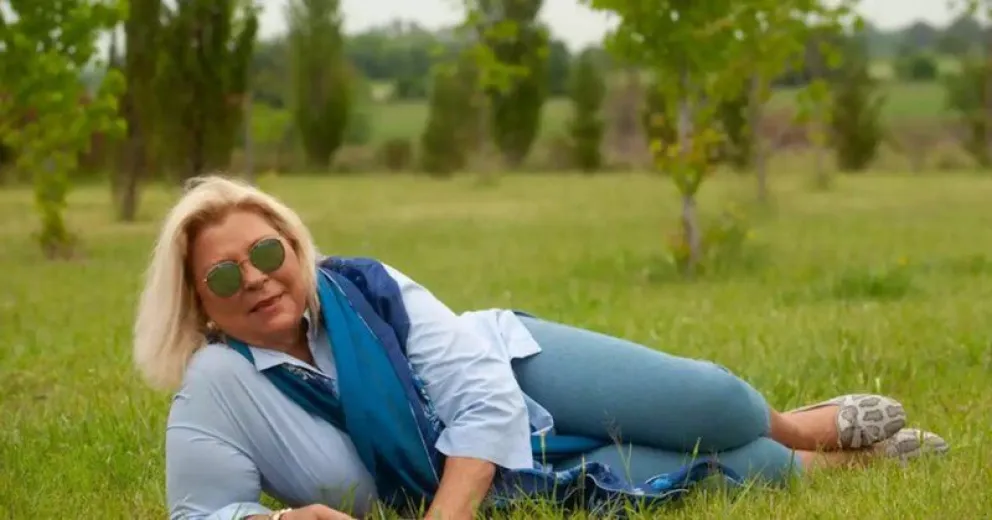 Lilita Carrió apuesta al diseño de indumentaria para volver a la política
