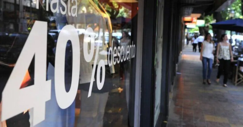 Las ventas minoristas cayeron 21,4 por ciento en 2020