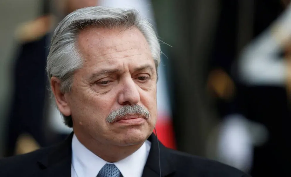 "Si siguen aumentando los casos, puede volver a paralizarse todo", dijo el presidente